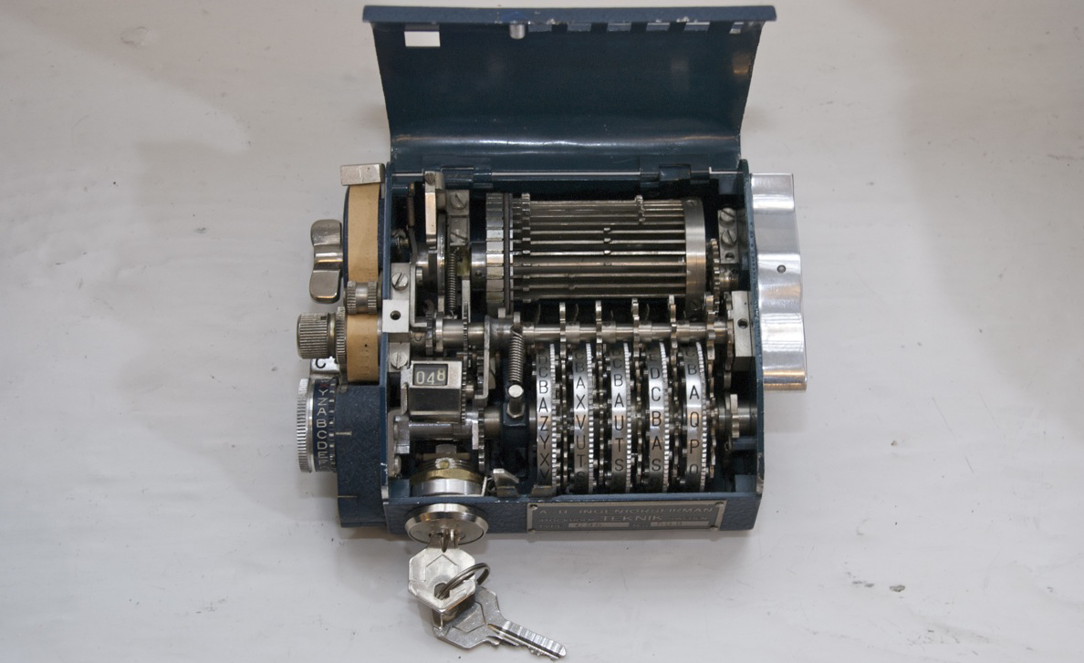 A Hagelin rotor crypto machine